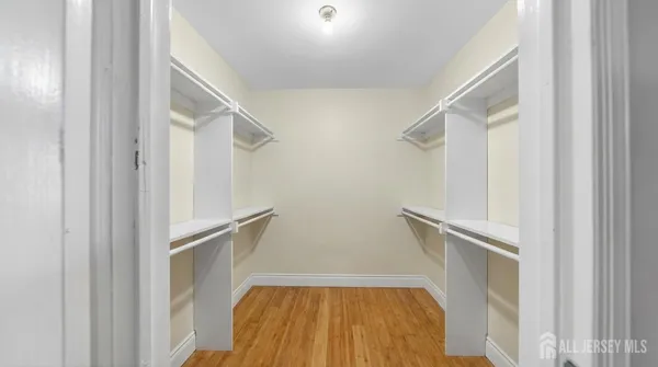a view of walk in closet
