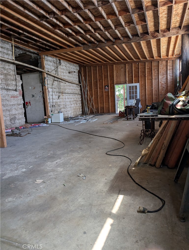 1071 Center Street Riverside, CA 92507 - Photo 12 of 20