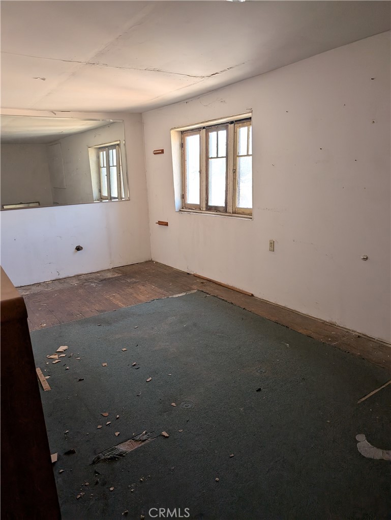 1071 Center Street Riverside, CA 92507 - Photo 9 of 20