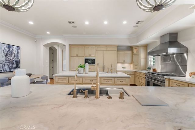 $6,500,000 | 20382 Southwest Cypress Street, Newport Beach, CA 92660