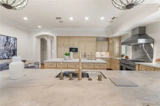 $6,500,000 | 20382 Southwest Cypress Street, Newport Beach, CA 92660