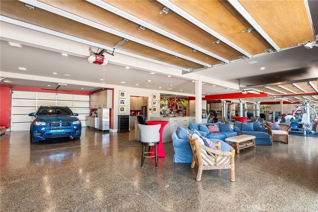 $6,500,000 | 20382 Southwest Cypress Street, Newport Beach, CA 92660