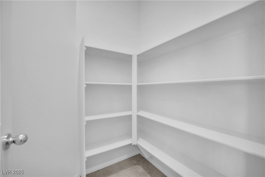 6156 Kinnow Place Las Vegas, NV 89122 - Photo 15 of 44