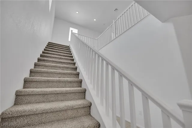 $450,000 | 6156 Kinnow Place, Las Vegas, NV 89122