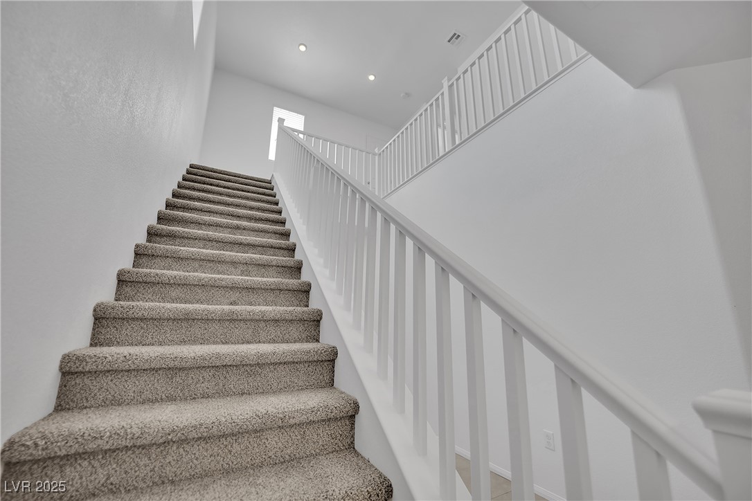 6156 Kinnow Place Las Vegas, NV 89122 - Photo 19 of 44