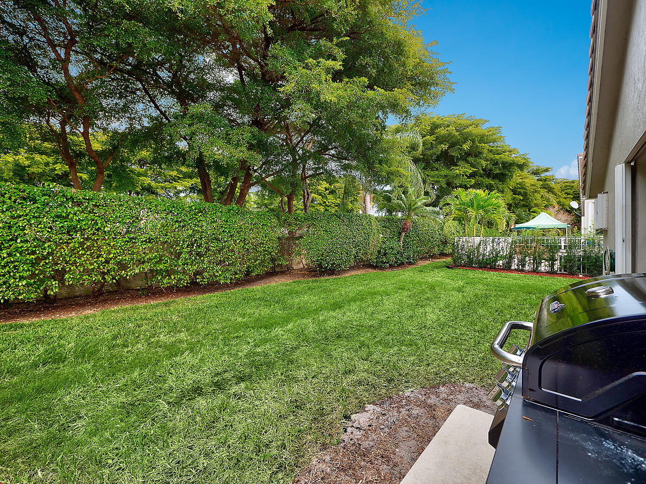 7062 Falls Road East Boynton Beach, FL 33437 - Photo 23 of 26 Backyard
