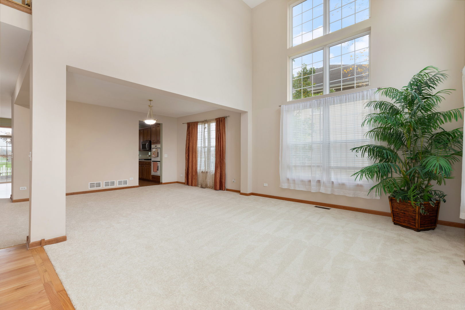 25231 Gettysburg Road Plainfield, IL 60544 - Photo 4 of 30 a view of an empty room with a window