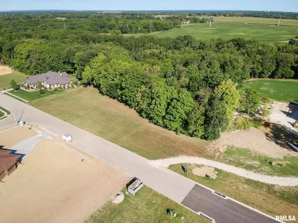 $145,000 | 35 Timber Wolf Drive, Morton, IL 61550