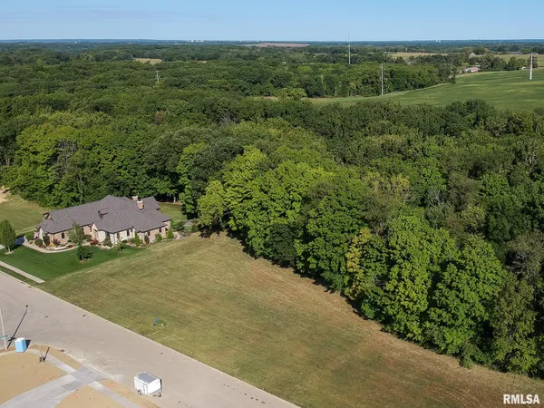 $145,000 | 35 Timber Wolf Drive, Morton, IL 61550