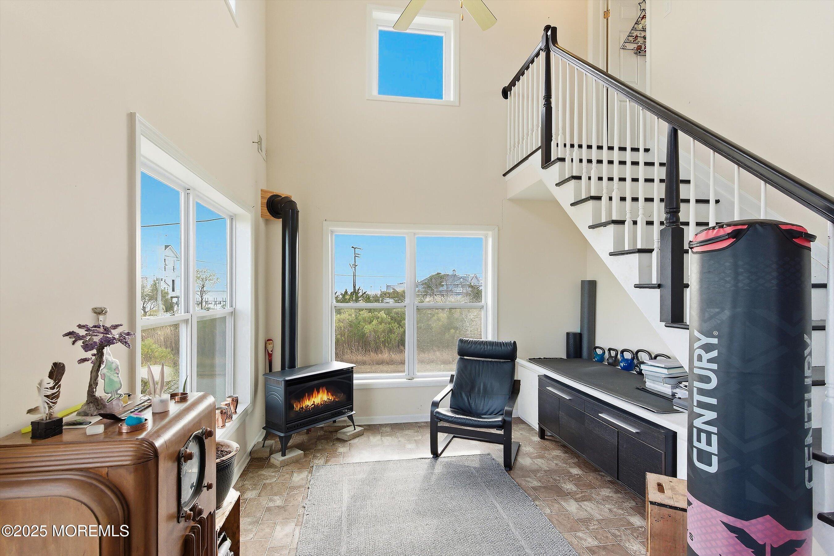 54 Beach Avenue Bayville, NJ 08721 - Photo 12 of 31 a living room with furniture
