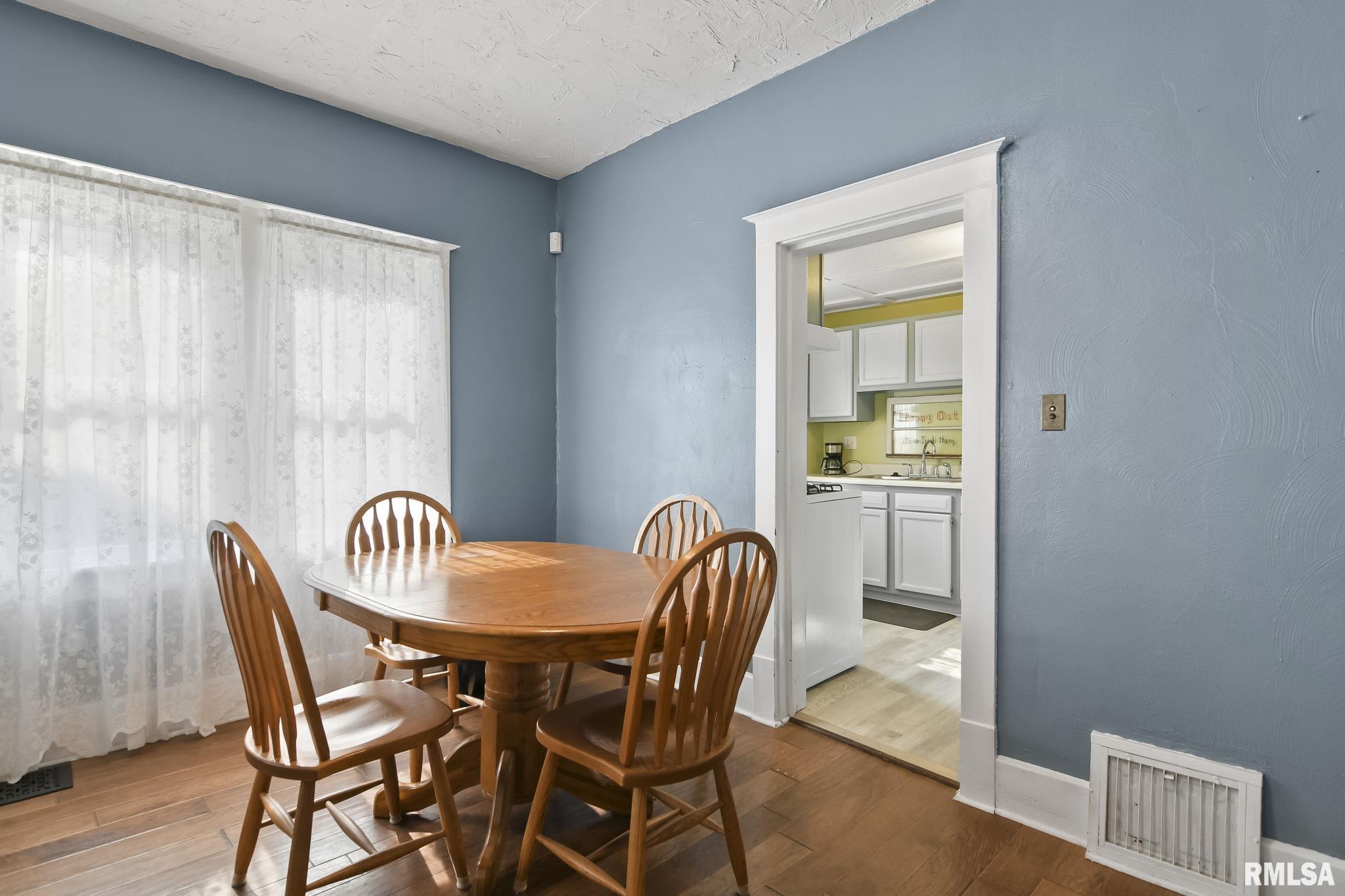 728 East Keys Avenue Springfield, IL 62702 - Photo 6 of 23