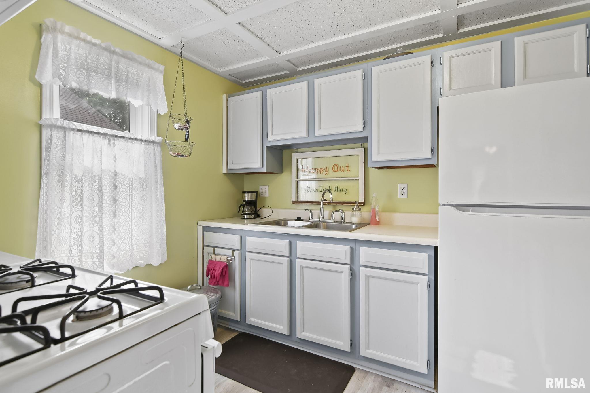 728 East Keys Avenue Springfield, IL 62702 - Photo 10 of 23
