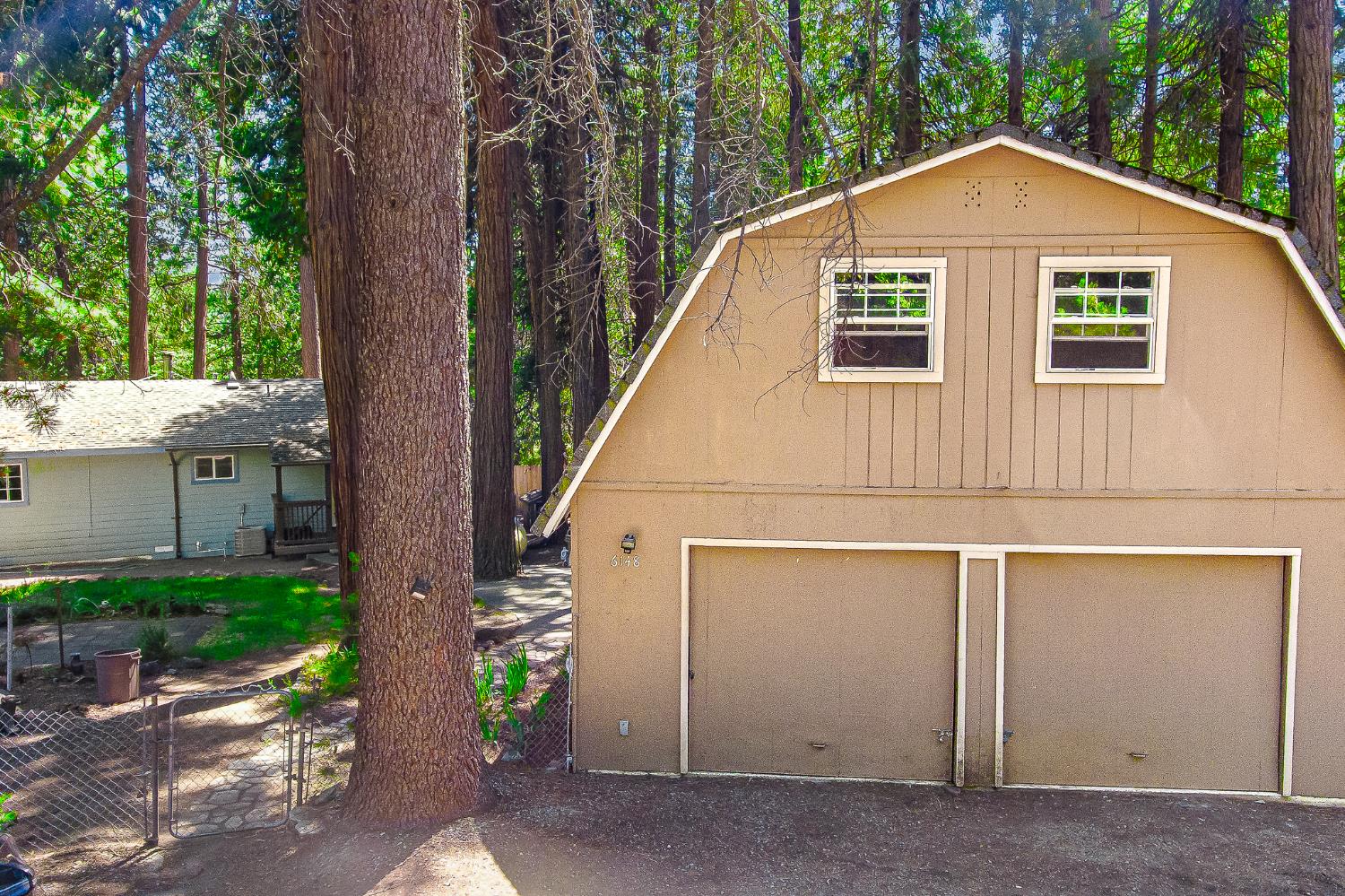 6148 Red Robin Road Placerville, CA 95667 - Photo 2 of 34