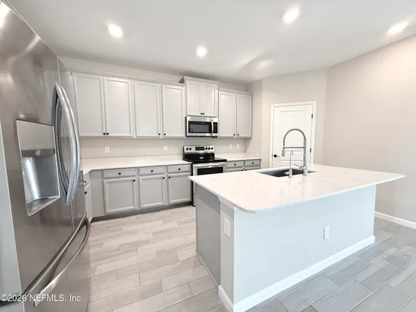 $2,500 | 1699 Enclave Road, Jacksonville, FL 32277