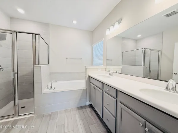 $2,500 | 1699 Enclave Road, Jacksonville, FL 32277