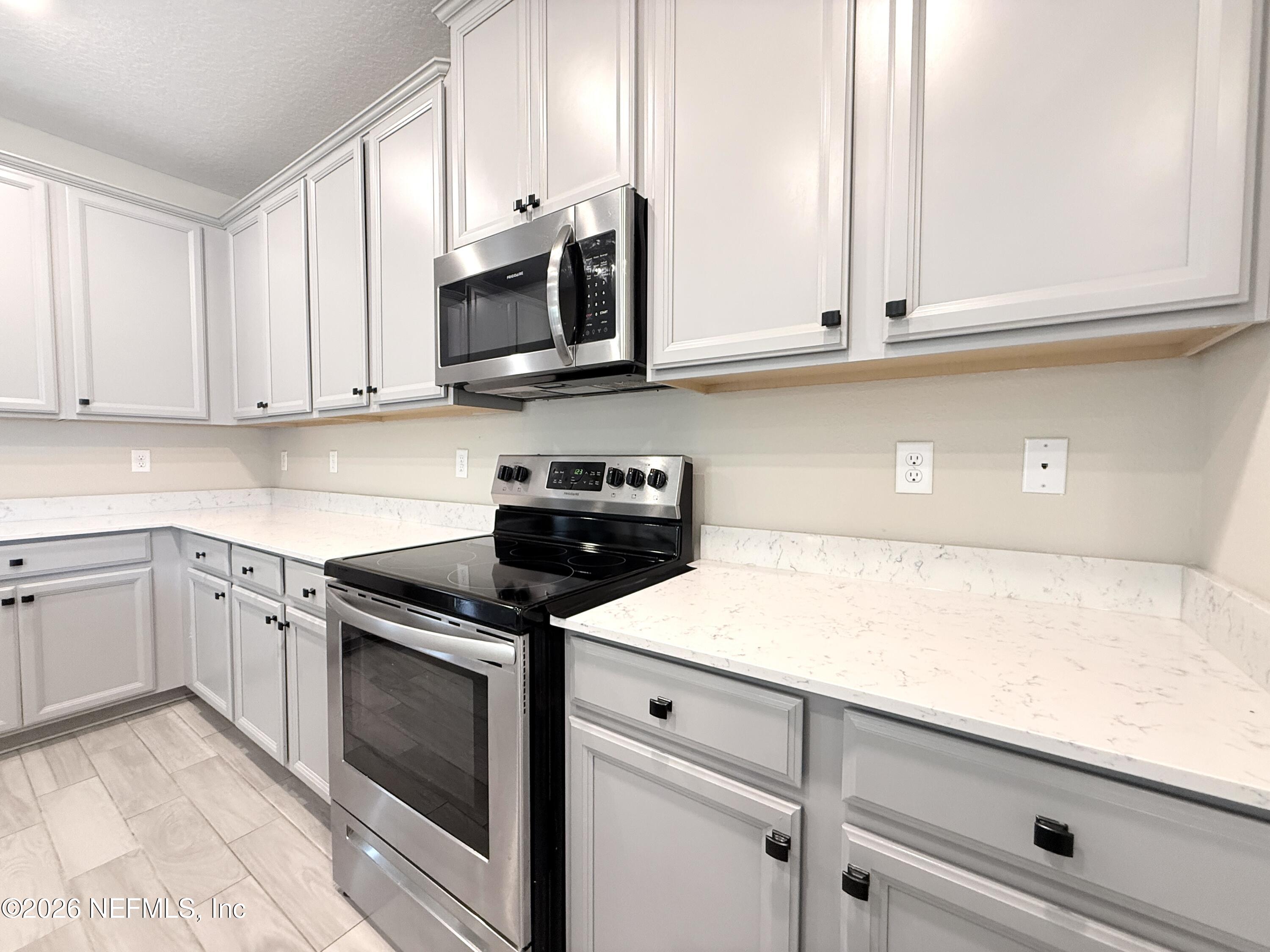 1699 Enclave Road Jacksonville, FL 32277 - Photo 3 of 30 IMG_2532