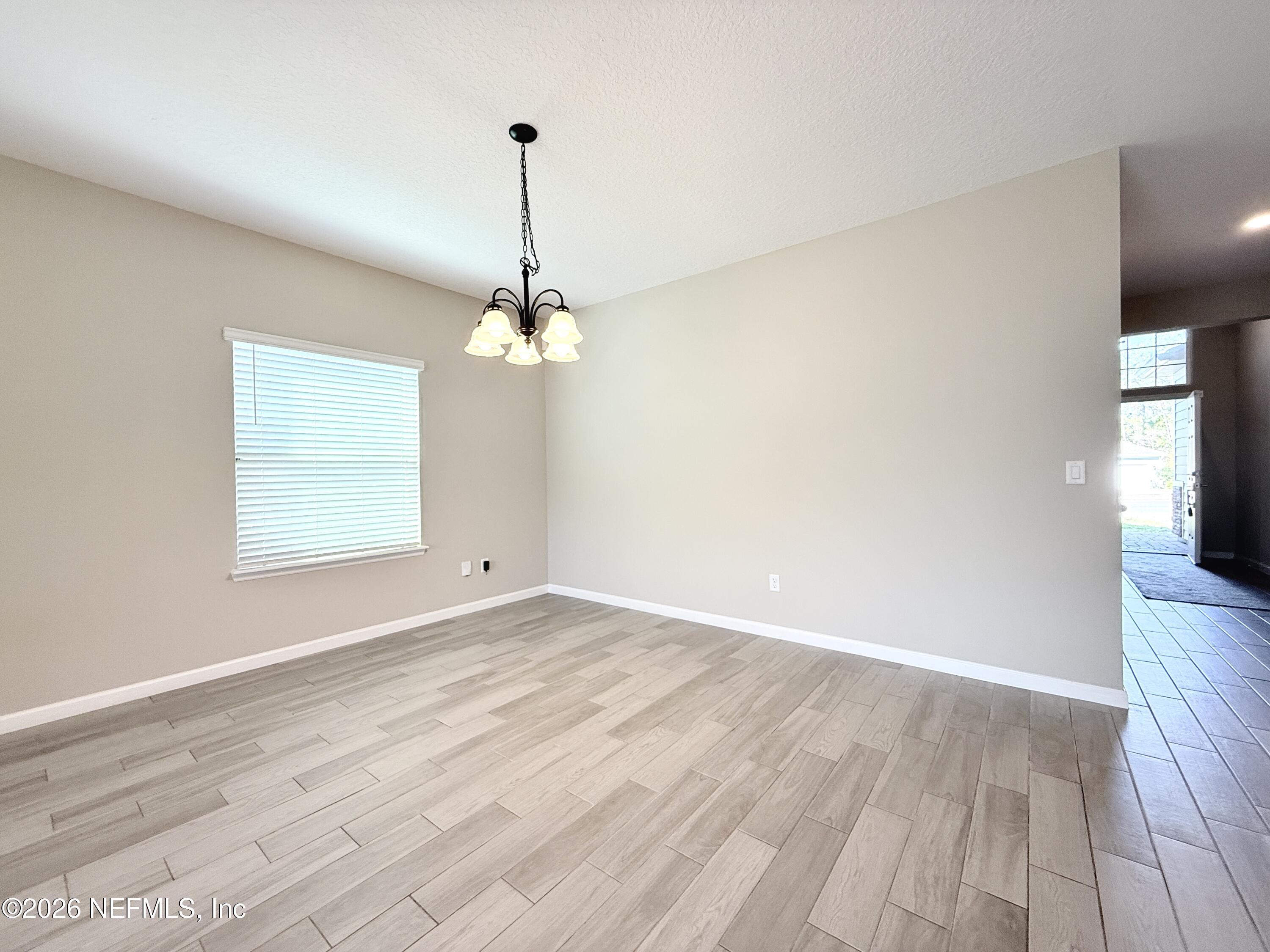 1699 Enclave Road Jacksonville, FL 32277 - Photo 8 of 30 IMG_2528