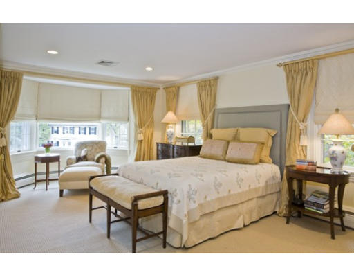 9 Burnham Road Newton, MA 02465 - Photo 11 of 14