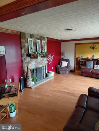 $399,999 | 1 Pepsi Lane, Petersburg, WV 26847