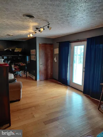 $399,999 | 1 Pepsi Lane, Petersburg, WV 26847