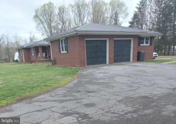 $399,999 | 1 Pepsi Lane, Petersburg, WV 26847