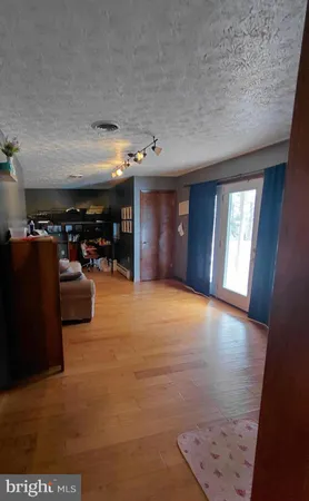 $399,999 | 1 Pepsi Lane, Petersburg, WV 26847