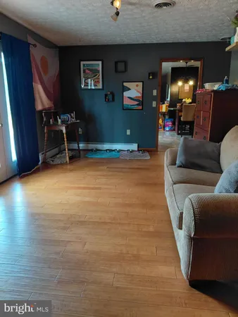 $399,999 | 1 Pepsi Lane, Petersburg, WV 26847