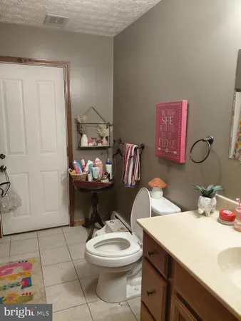 $399,999 | 1 Pepsi Lane, Petersburg, WV 26847