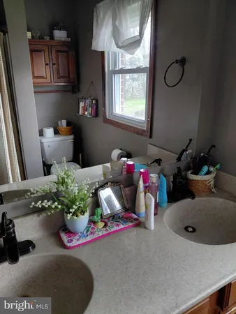 $399,999 | 1 Pepsi Lane, Petersburg, WV 26847