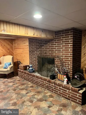 $399,999 | 1 Pepsi Lane, Petersburg, WV 26847