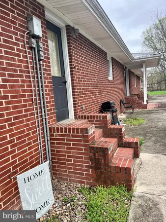 $399,999 | 1 Pepsi Lane, Petersburg, WV 26847