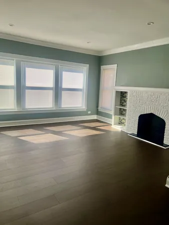 $2,000 | 47 South 20th Avenue, Maywood, IL 60153