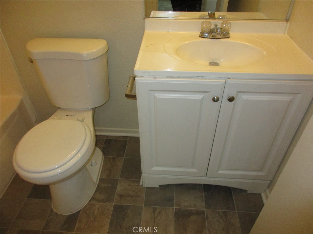 6919 Viking Court Riverside, CA 92506 - Photo 9 of 22