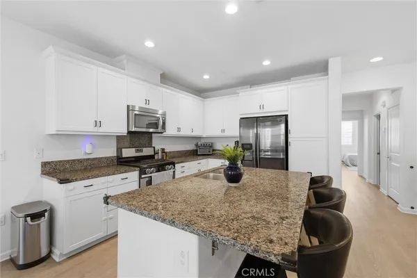 $875,000 | 406 El Paseo, Lake Forest, CA 92610