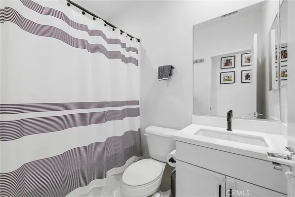 $875,000 | 406 El Paseo, Lake Forest, CA 92610