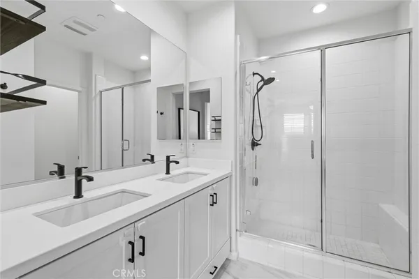 $875,000 | 406 El Paseo, Lake Forest, CA 92610