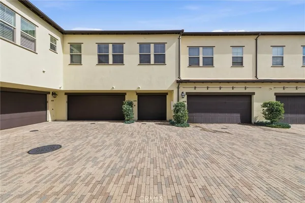 $875,000 | 406 El Paseo, Lake Forest, CA 92610