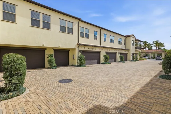 $875,000 | 406 El Paseo, Lake Forest, CA 92610