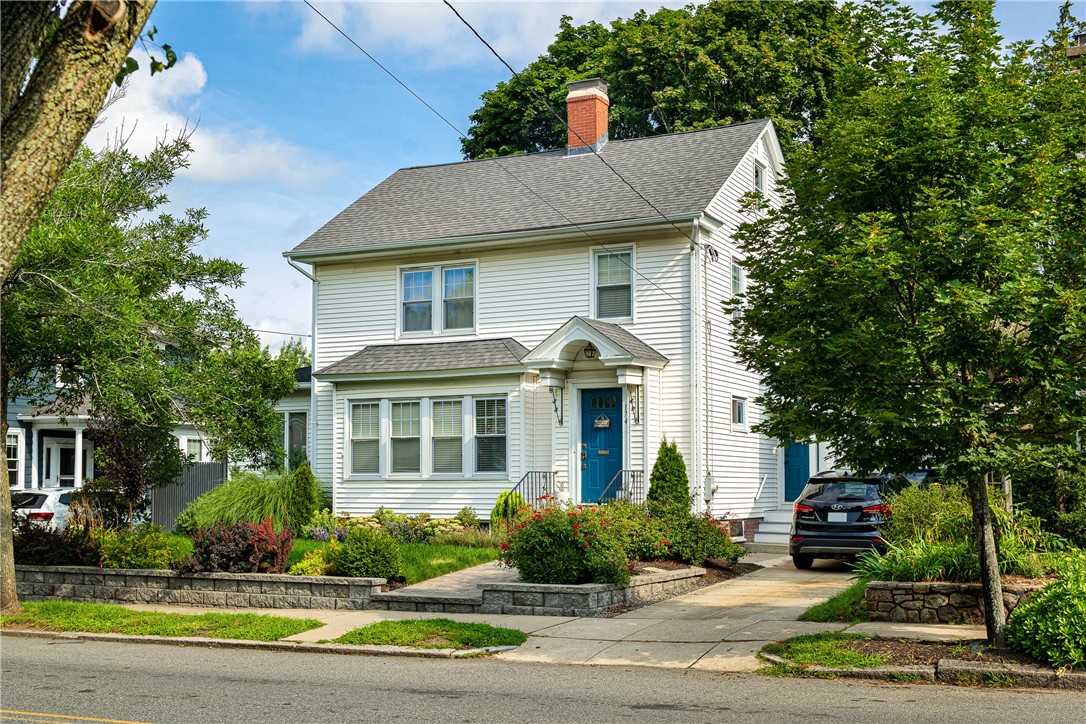 174 Rochambeau Avenue Providence, RI 02906 - Photo 1 of 32 Exterior front.