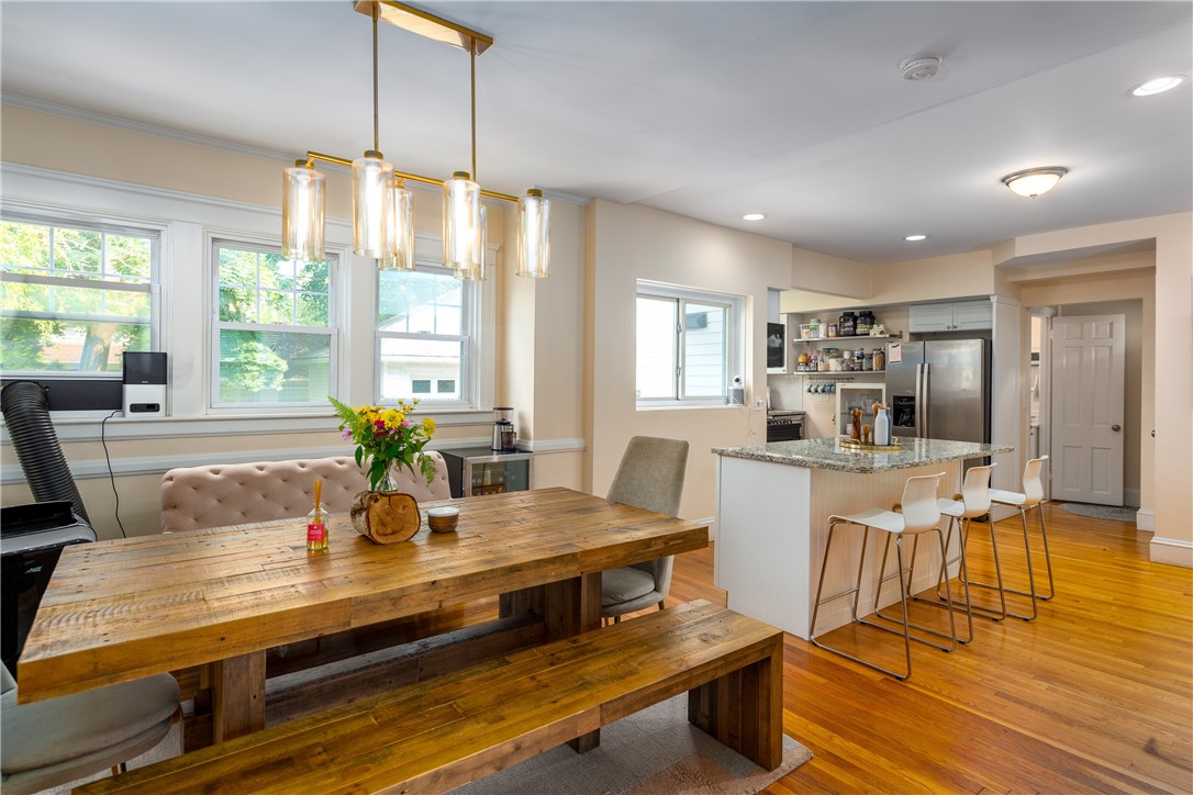 174 Rochambeau Avenue Providence, RI 02906 - Photo 11 of 32 Dining area.