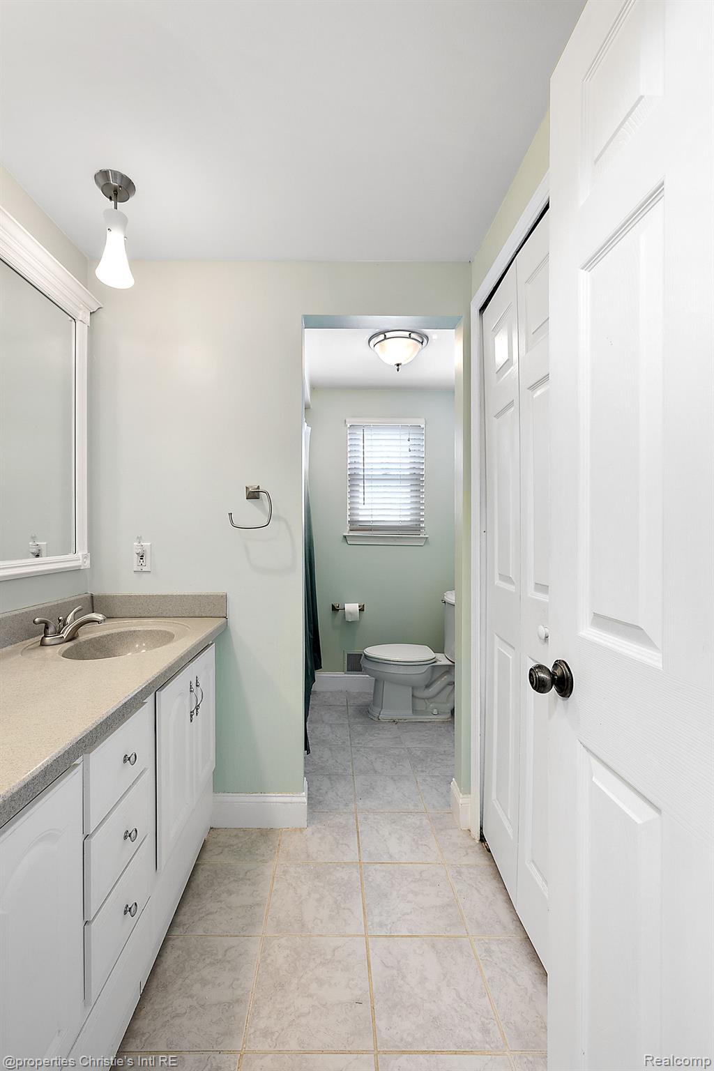 5199 Aintree Road Rochester, MI 48306 - Photo 29 of 44 Gallery Image 29