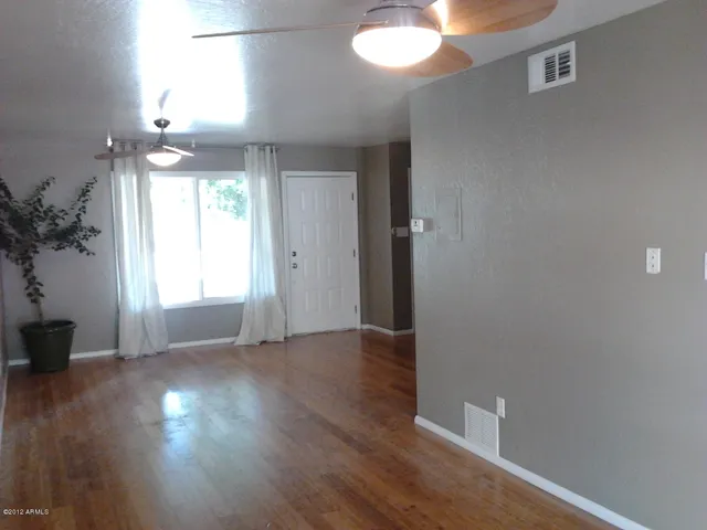 $1,790 | 1302 East Maryland Avenue, Unit 4, Phoenix, AZ 85014