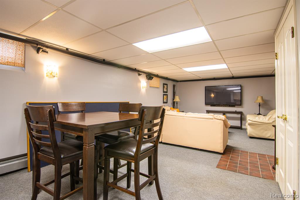 6072 Corunna Road Flint, MI 48532 - Photo 12 of 23