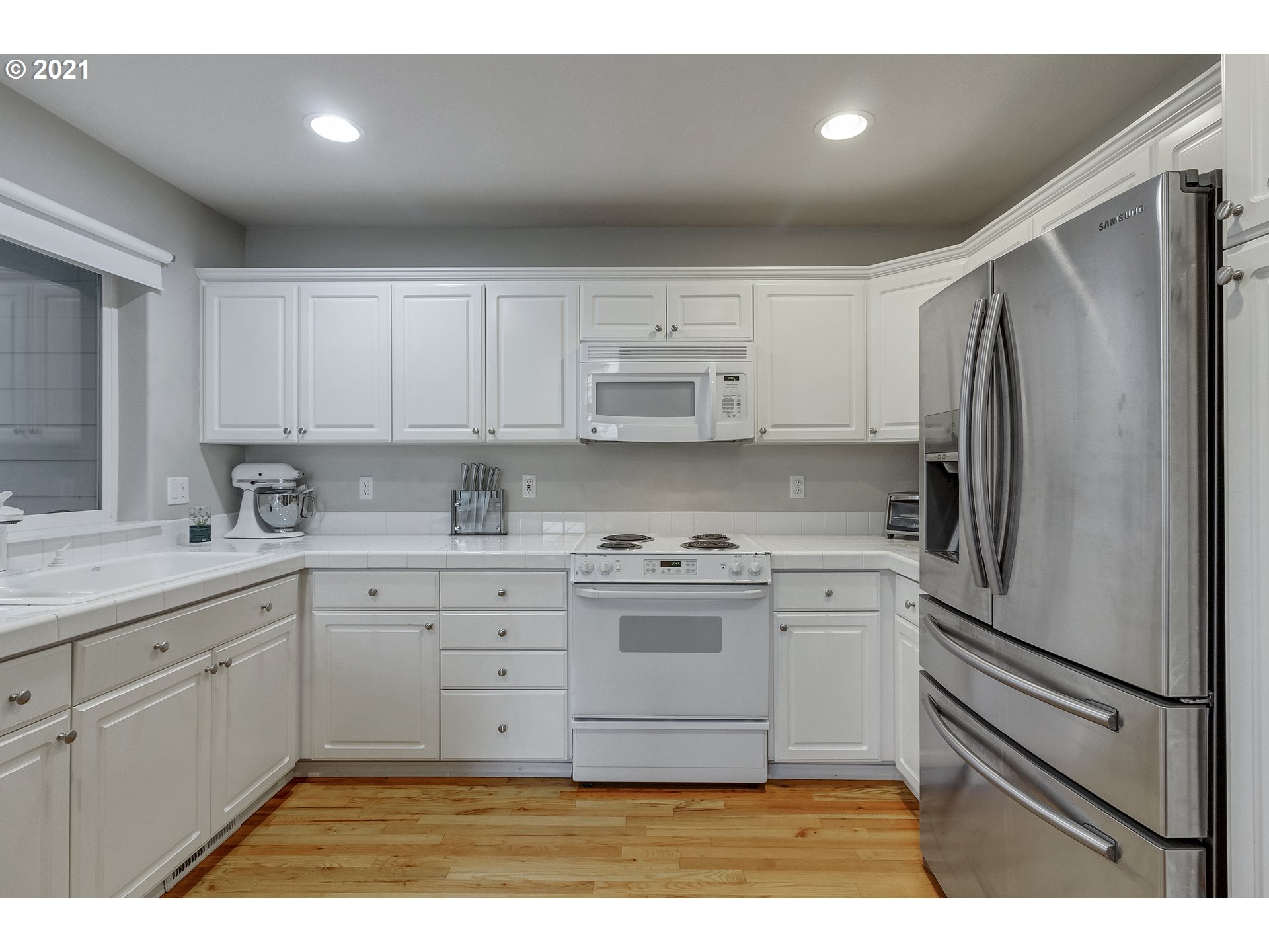 22020 Southwest Grahams Ferry Road, Unit D Tualatin, OR 97062 - Photo 11 of 31 Gallery Image 11