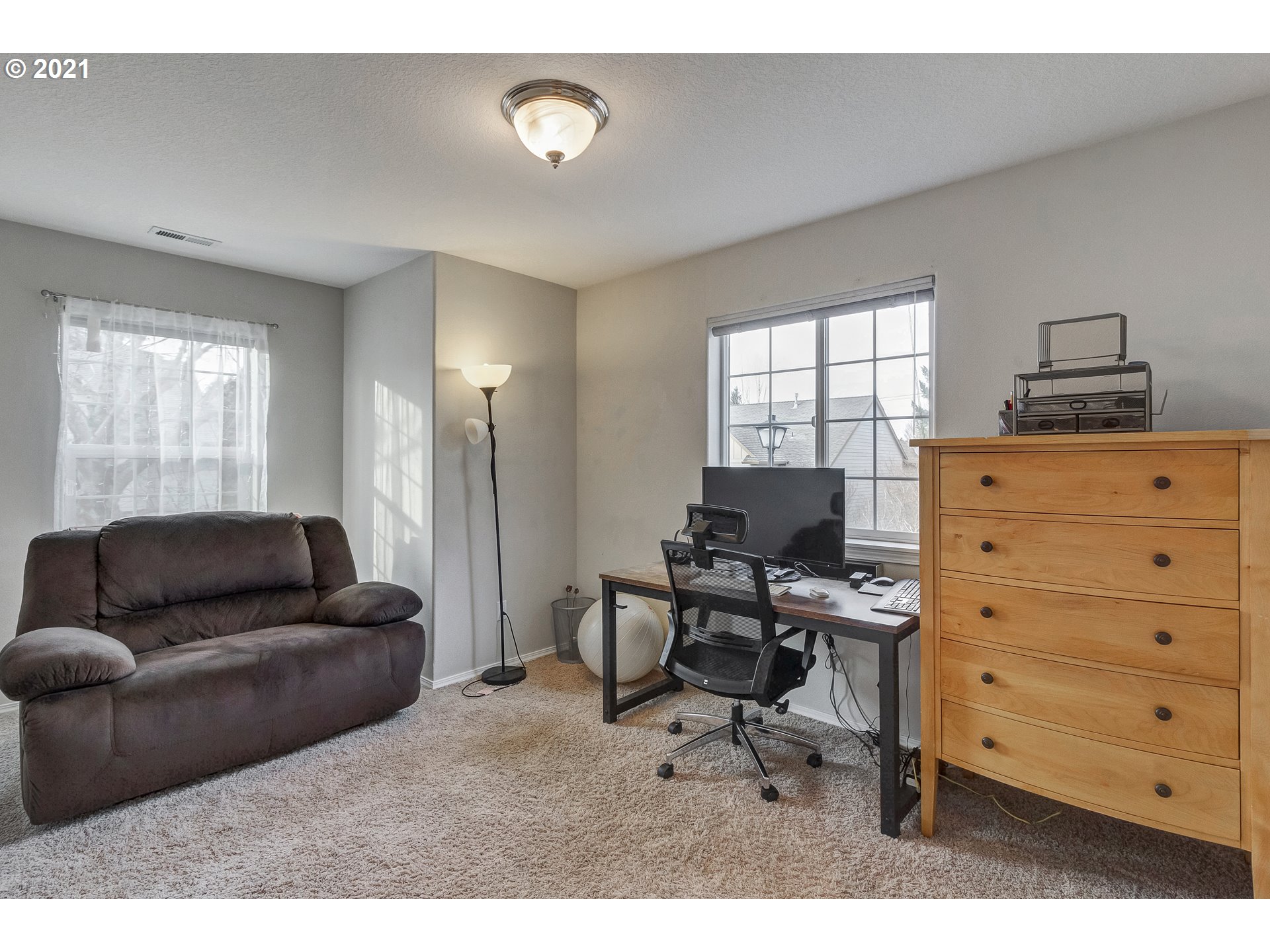 22020 Southwest Grahams Ferry Road, Unit D Tualatin, OR 97062 - Photo 21 of 31 Gallery Image 21