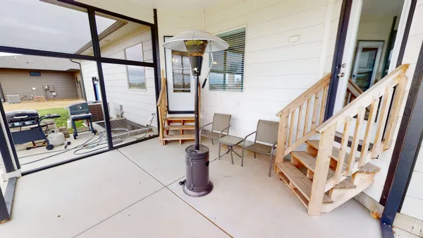 $315,000 | 5230 North Colonial Avenue, Bel Aire, KS 67226