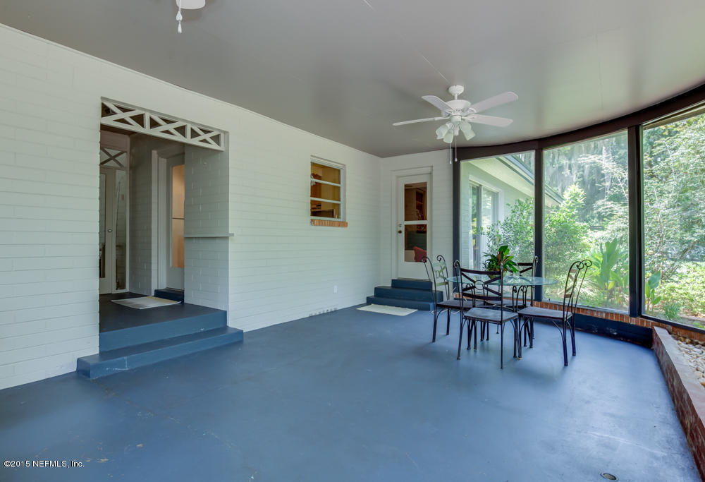 3639 Hilliard Road Jacksonville, FL 32217 - Photo 20 of 25 21 Enclosed Patio