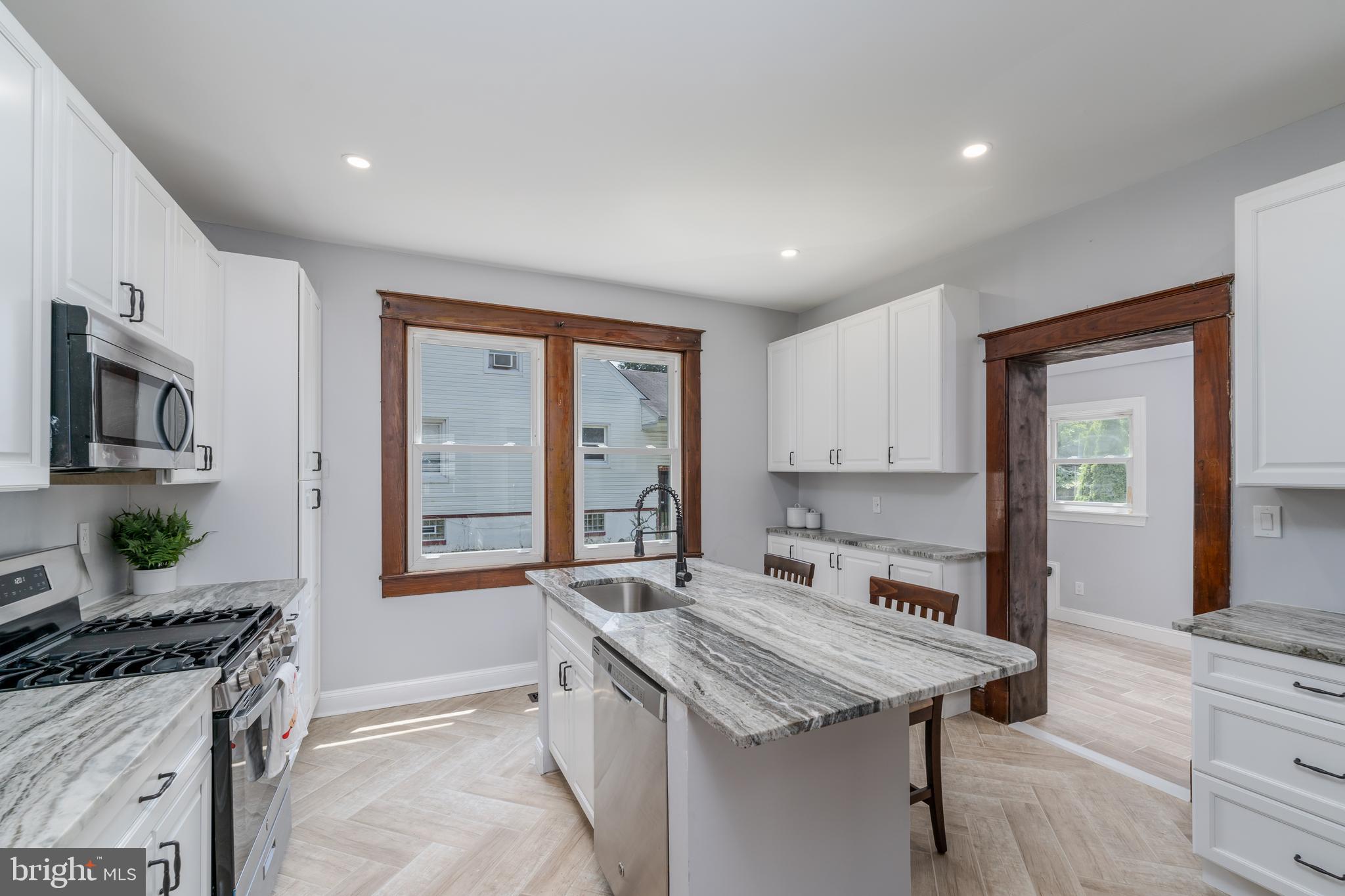 4603 White Avenue Baltimore, MD 21206 - Photo 11 of 39 Brand new kitchen