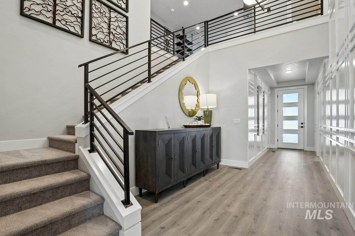 5889 West Ladle Rapids Street Meridian, ID 83646 - Photo 2 of 19