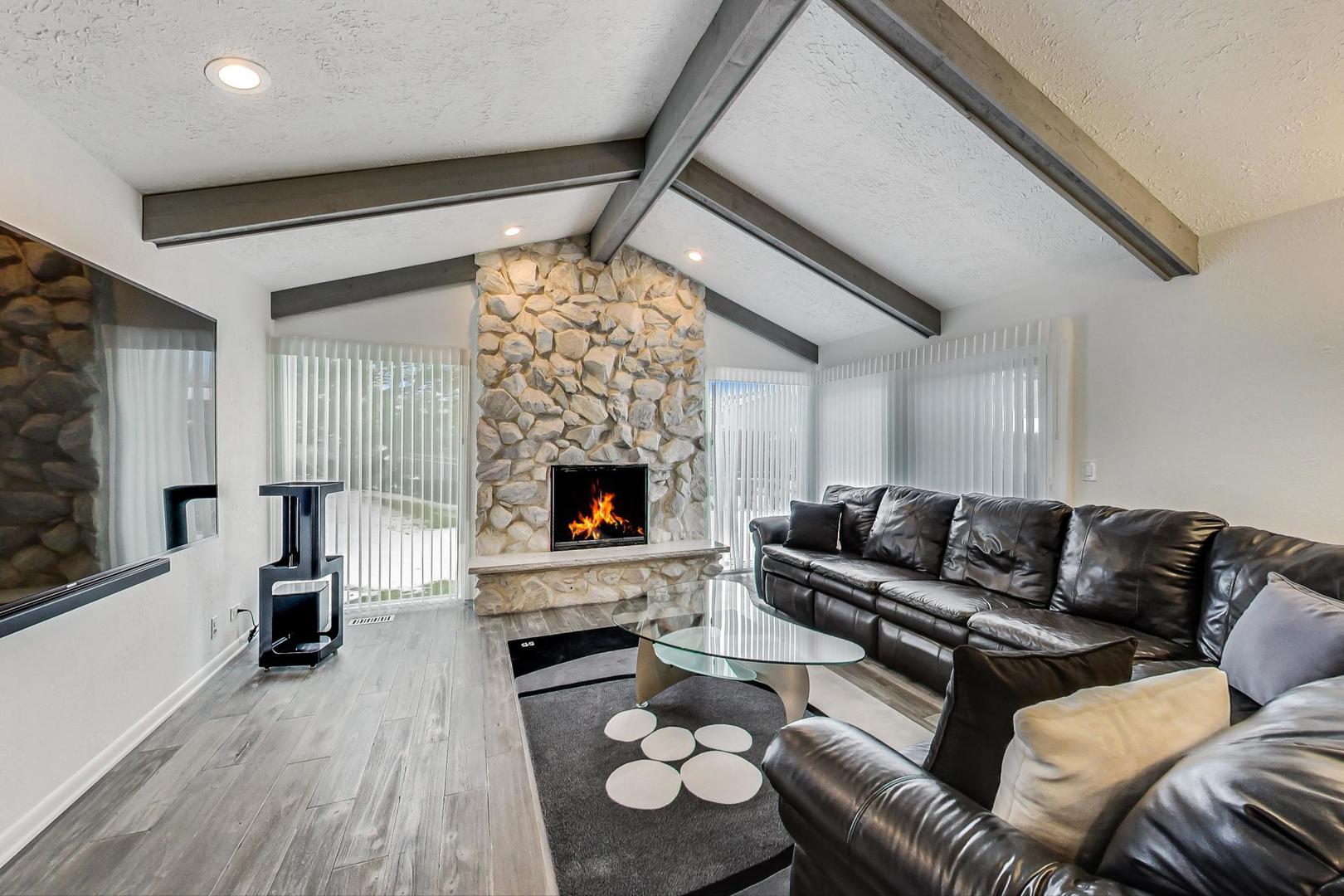 3740 Pebble Beach Road Northbrook, IL 60062 - Photo 24 of 80